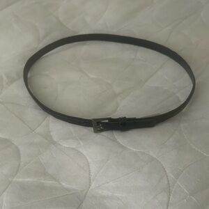 Black Slim Leather Belt - Classic Minimal Design